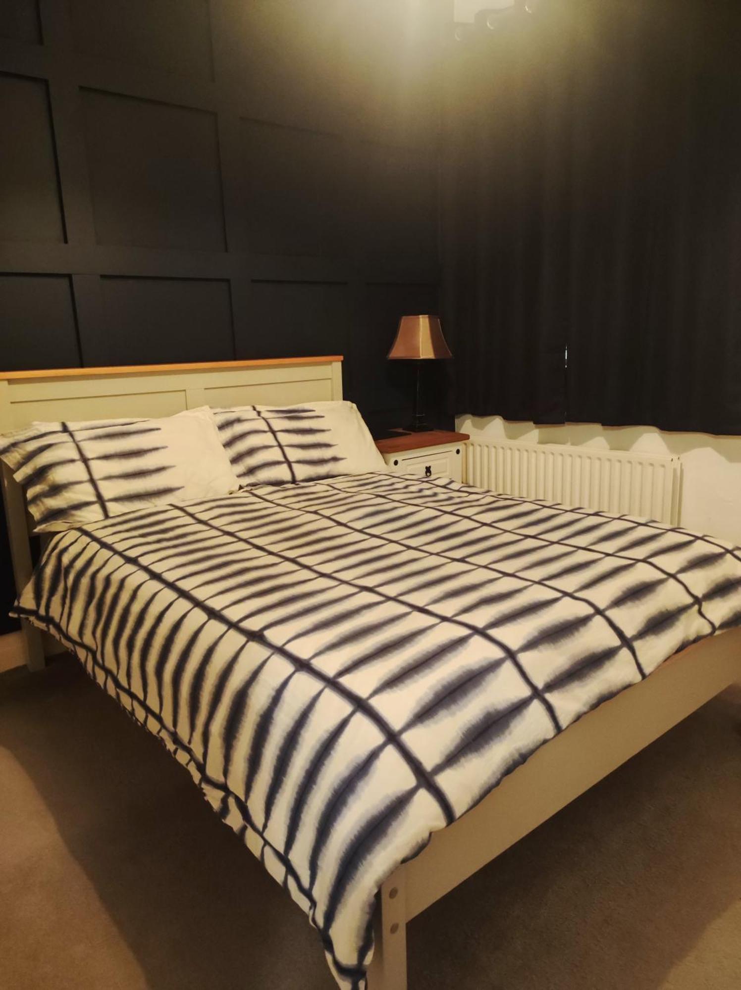 Atrium House Guest House Hazel Grove Экстерьер фото